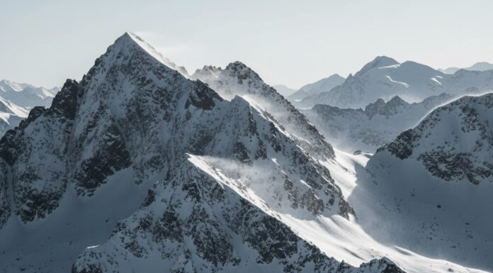 Vroege sneeuwval in Alpen, Scandinavië en Canada sneeuwval nov 2025