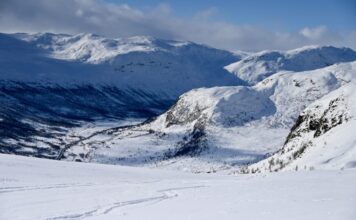 Hemsedal: spelen tussen park, poeder en poollicht-gevoel dal bij Hemsedal