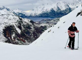 splitboarden omhoog lofoten