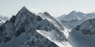 Vroege sneeuwval in Alpen, Scandinavië en Canada sneeuwval nov 2025